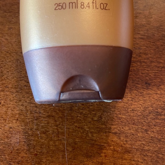 Avon Skin So Soft Satin Glow Body Scrub - Picture 5 of 5